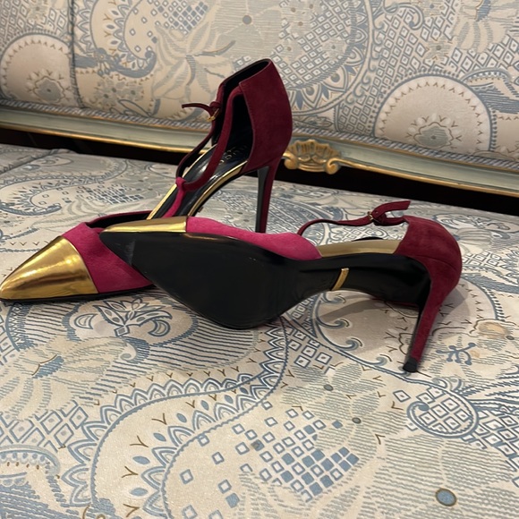 Gucci high heels. Pink gold and burgundy color. Brand new and never been used! - Picture 2 of 3